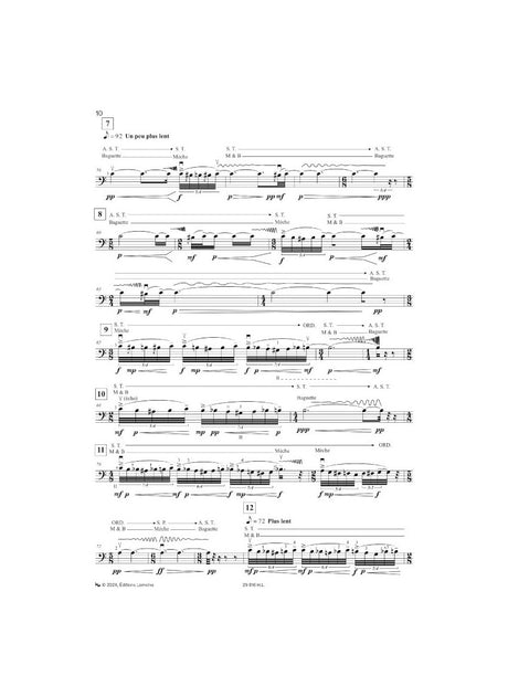 Hu: Les fleurs de pêcher s'épanouissent à travers les fissures des os