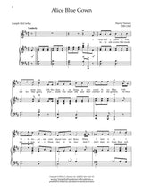 Easy Songs for the Beginning Soprano - Volume 1